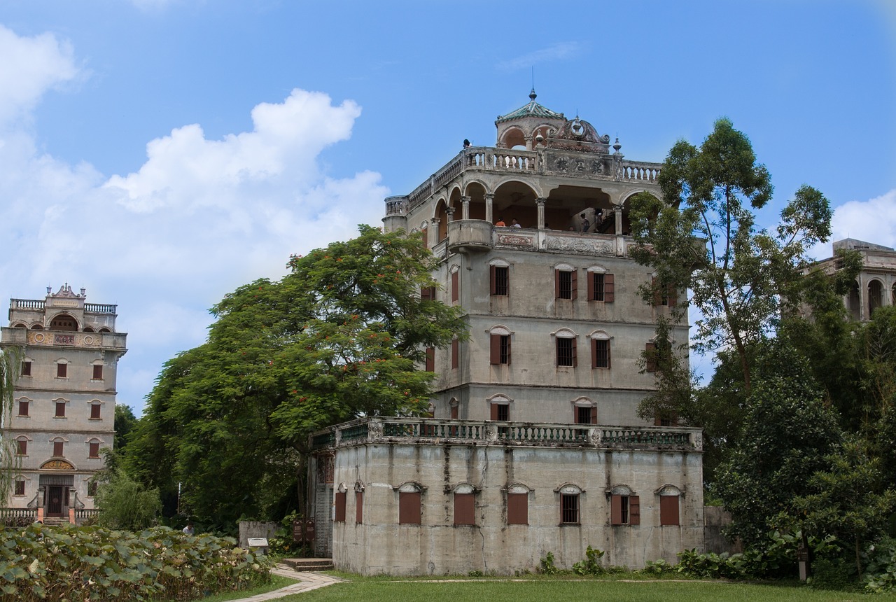 The Secrets of the Lost Civilizations of the Amazon Basin